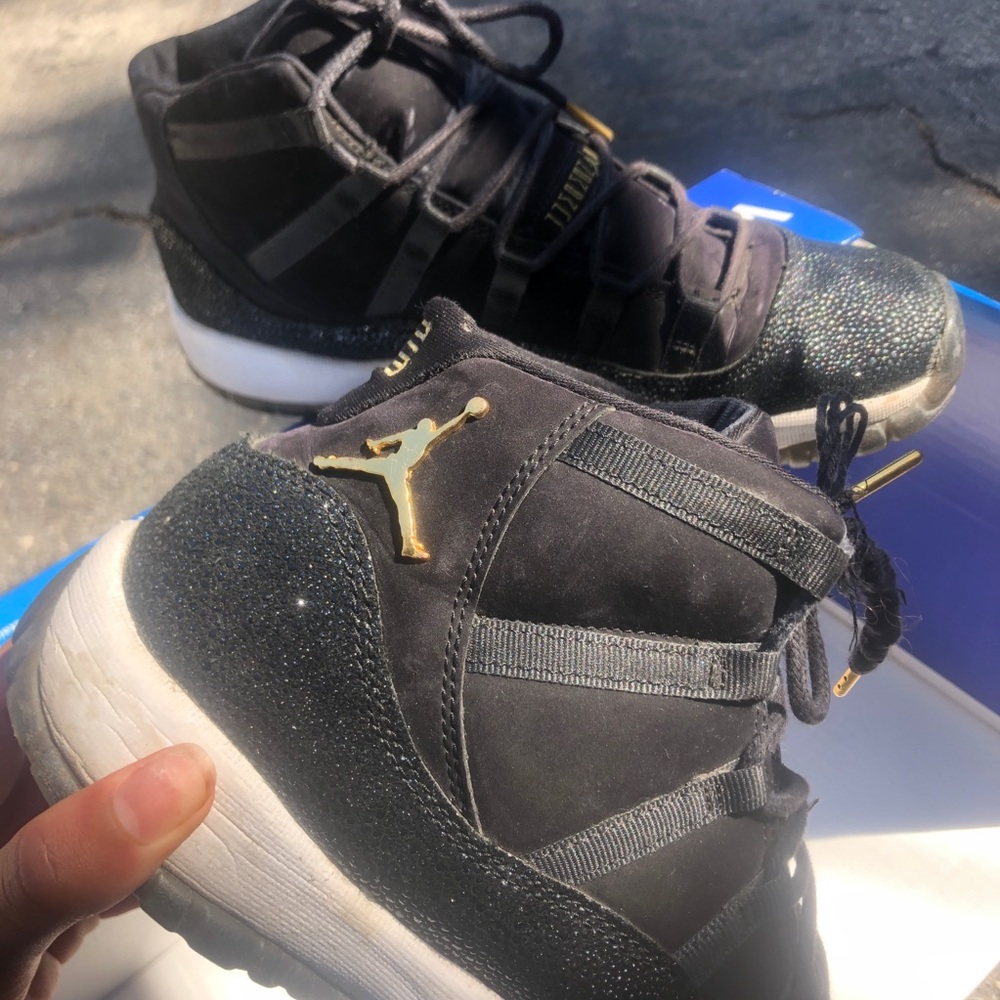 Air Jordan 11 PRM Heiress Black Stingray❤️